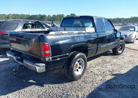 2001 Dodge Ram 1500 St z USA, uszkodzony, nr VIN 3B7HC13Y41G703079